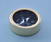Side View of Solid Brass Plain Smooth Pocket Compass
